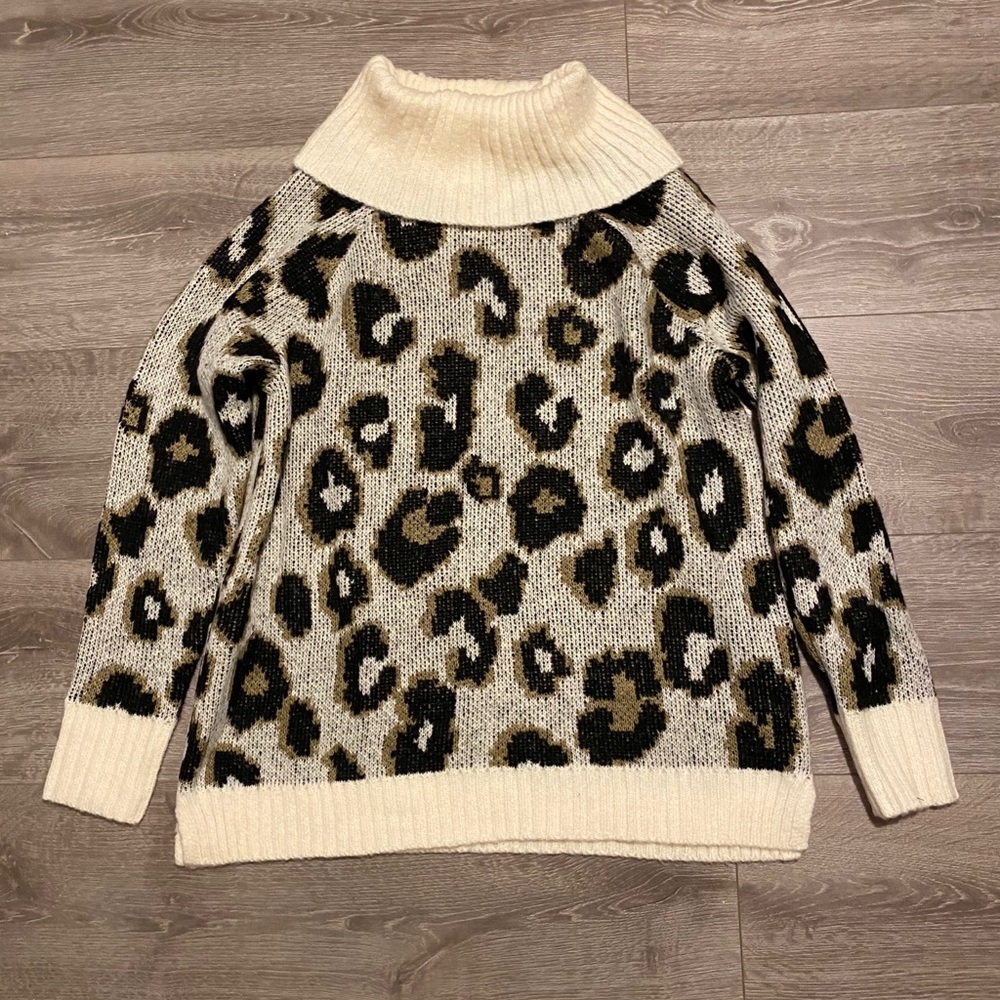 So cheetah print sweater